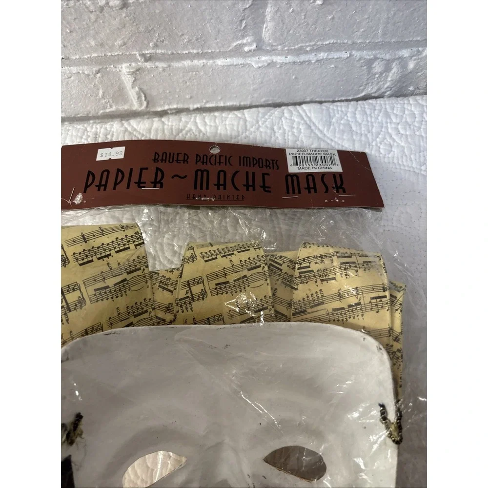 Theatre / Costume Papier-Mâché Golden Mask‎